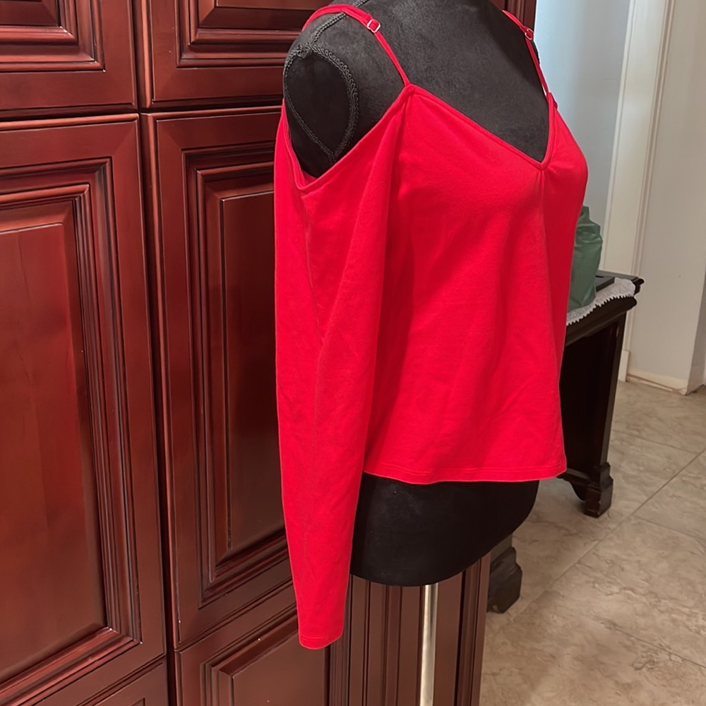 Guess open shoulder shirt - Picture 2 of 4